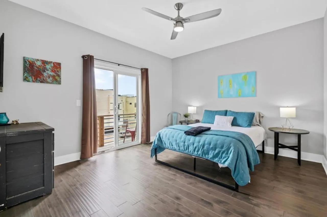 Rhythm And View - Broadway Groups Secure Garage Villa Nashville