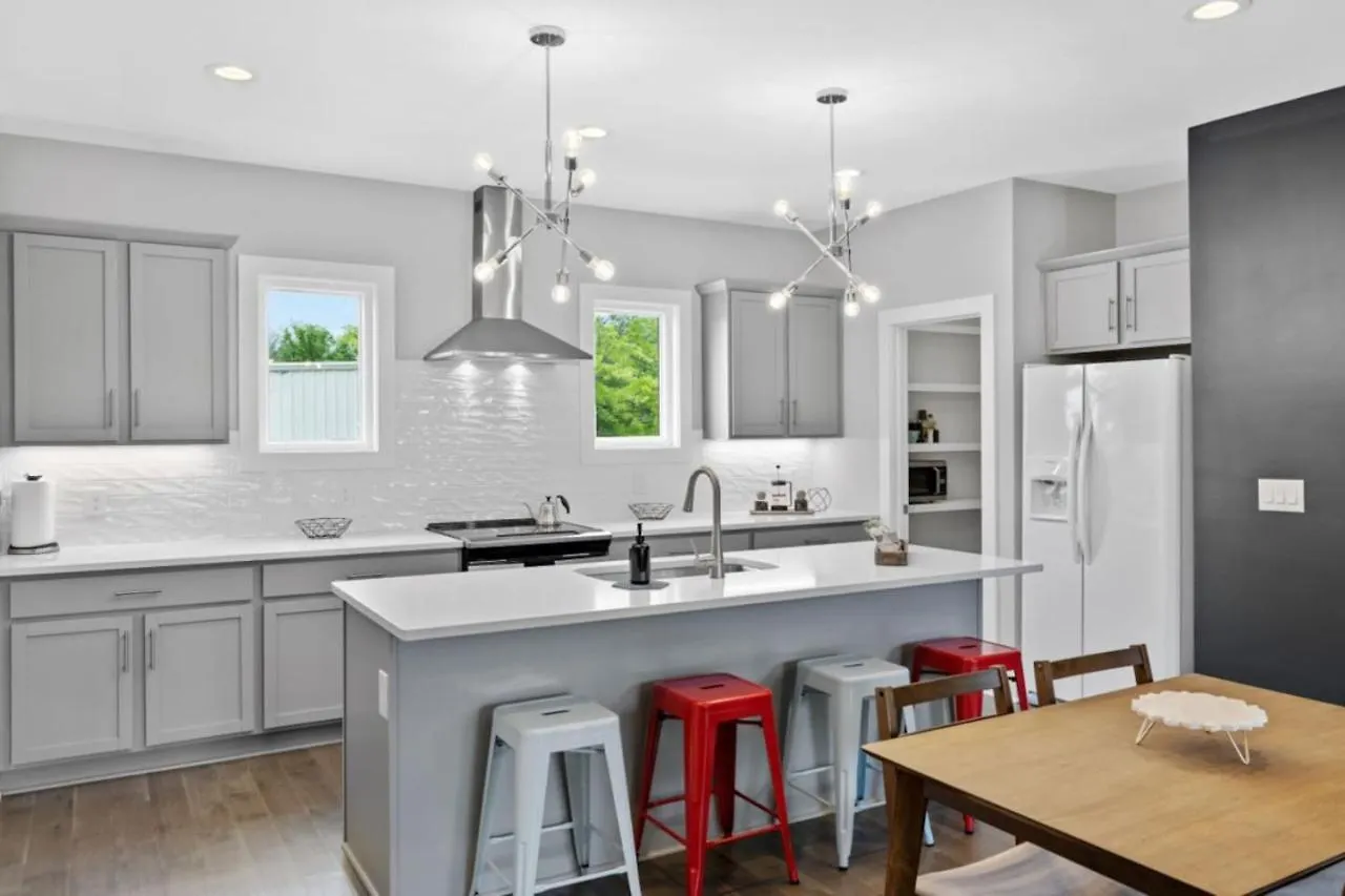 Holiday home Rhythm And View - Broadway Groups Secure Garage Villa Nashville